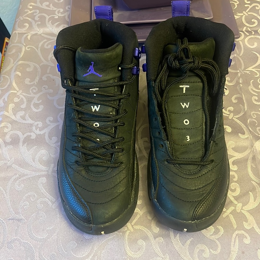 Black & Purple Nike Air Jordan’s Two 3